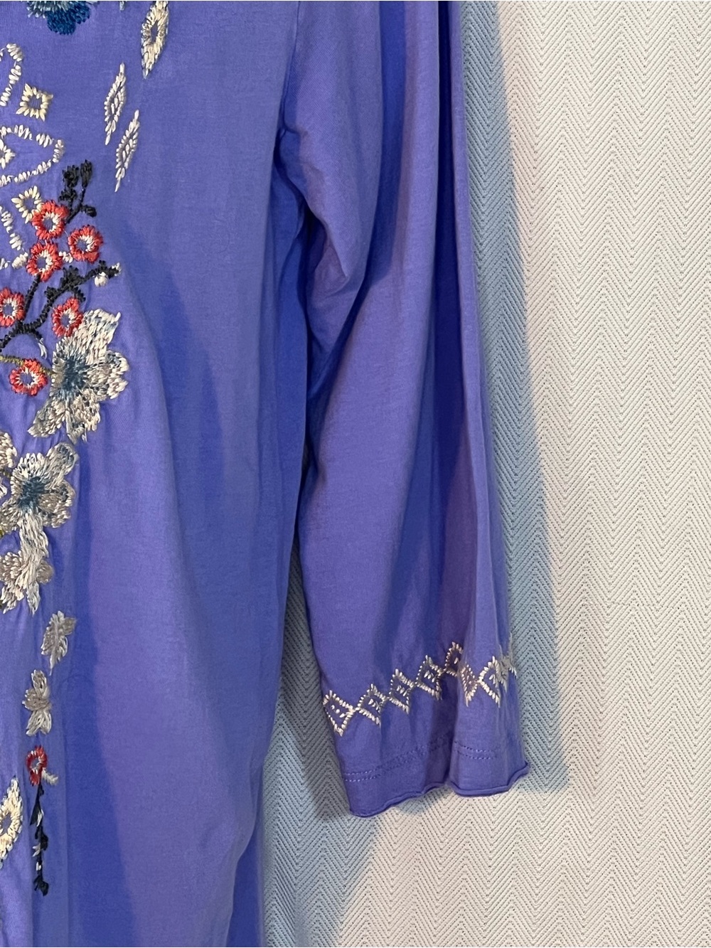 Johnny Was Keegan Floral Embroidered Lavender Repurpose ***Small Holes**LP - Picture 3 of 7